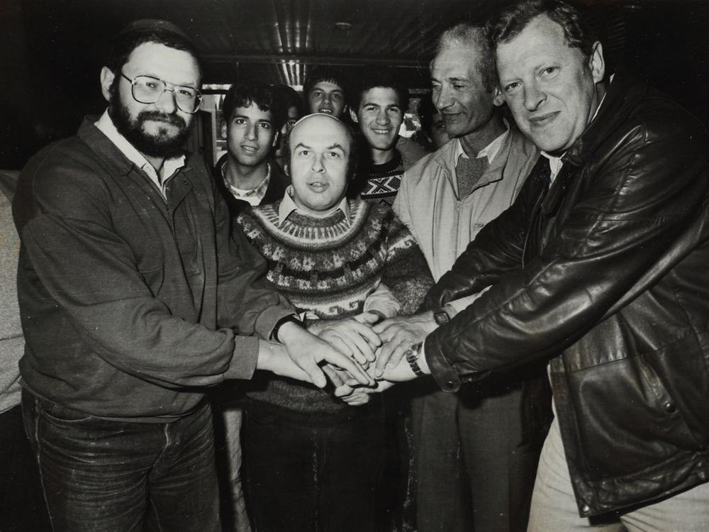 Natan Sharansky visits Boys Town Jerusalem, 1980s